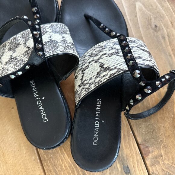 Donald Pliner Snake Leather Sandals Rhinestones 7.5 Jeweled - Picture 9 of 9